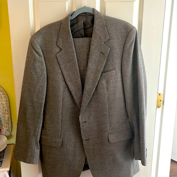 Men’s Suit. 42Extra Long. Black and white houndstooth. Konen for Barney’s NY - Picture 1 of 9